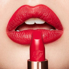 HOT LIPS 2 - PATSY RED